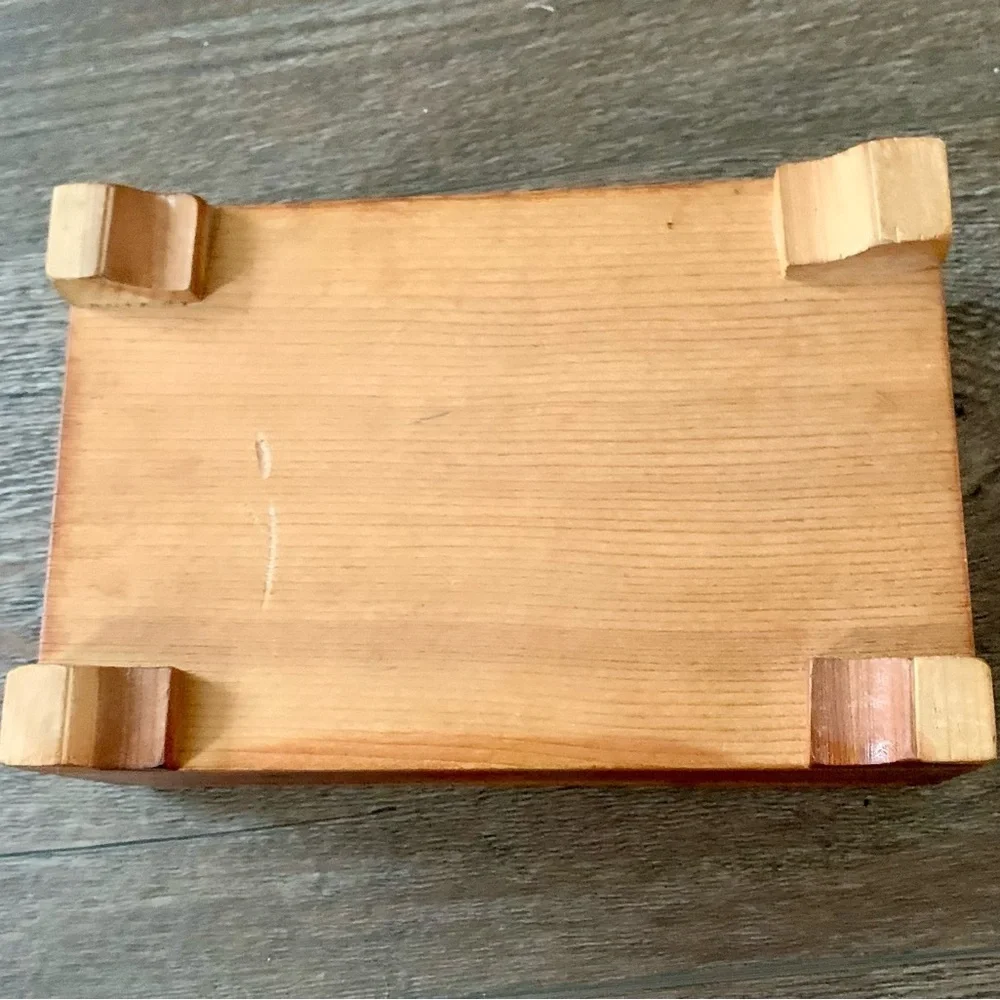 Vintage cedar wood box with picture of English cottage